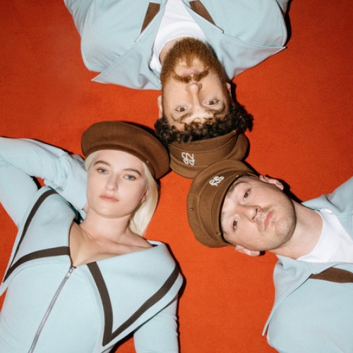 CLEAN BANDIT FEATURING SEAN PAUL ANNE