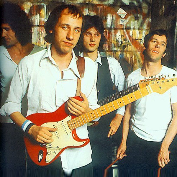 DIRE STRAITS
