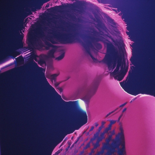 LINDA RONSTADT