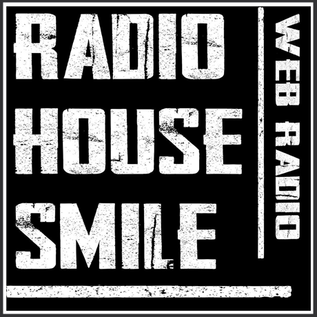 RADIO HOUSE SMILE